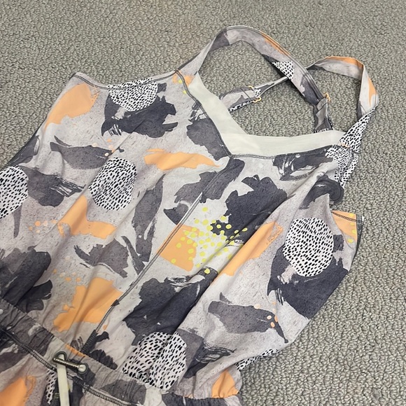 Lululemon Be Free Runsie
Mini Art Pop White Multi 6 - Picture 6 of 10